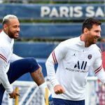 Lionel-Messi-and-Neymar-in-PSG-training