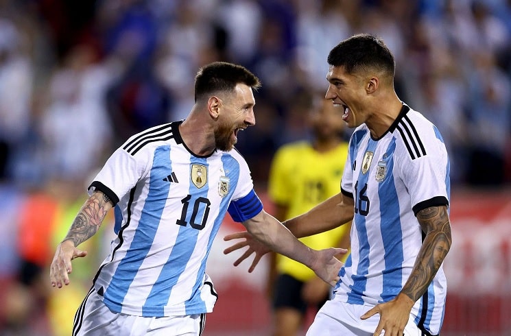 lionel-messi-joaquin-correa-argentina-goal