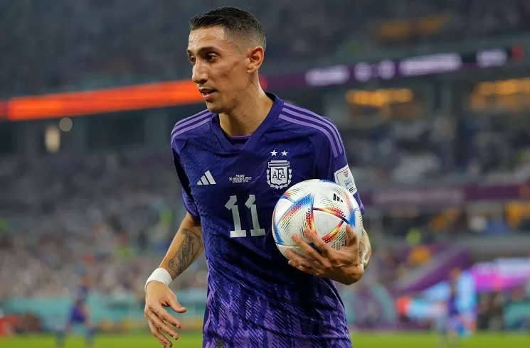 angel-di-maria-argentina-national-team-poland-world-cup-match