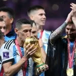 angel-di-maria-argentina-national-team-world-cup-trophy-1