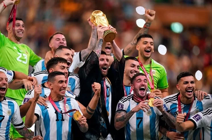 argentina-national-team-world-cup-trophy-celebration