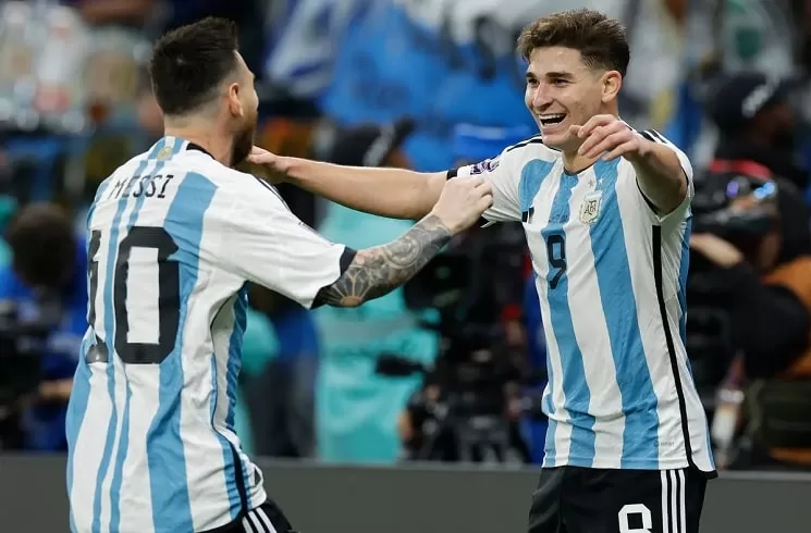 lionel-messi-julian-alvarez-argentina-national-team-goal-celebration-australia-world-cup