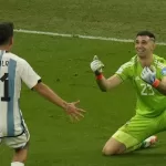 paulo-dybala-emiliano-dibu-martinez-world-cup-final-penalty-kick