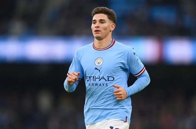 julian-alvarez-manchester-city-contract