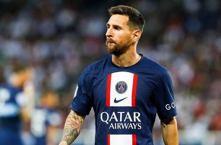 lionel-messi-psg-ligue1-team-of-the-season